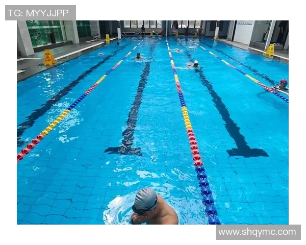 提升蛙泳速度的训练方法与技巧解析全面提升游泳表现的关键要素