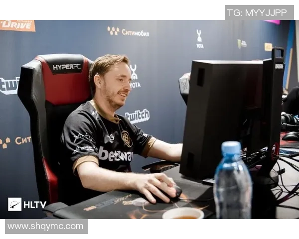 聚焦CSGOWE战队灵活战术解析与团队协作探讨